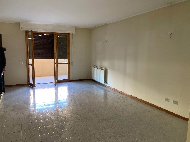 Foto Appartamento in Circonvallazione Kennedy, Cartoceto Lucrezia di 98 m²
