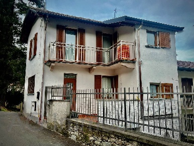 Foto Villa a schiera in Via Ornavasso 14, Gravellona Toce Centro di 80 m²