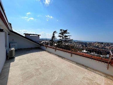 Foto Attico in via Buonarroti, Trieste San Luigi - Rozzol di 71 m²