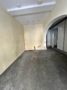 Foto Locale commerciale a Pisa San Francesco di 25 m² con 1 locali