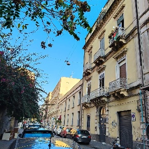 Foto Appartamento in Via Camillo Finocchiaro Aprile  102, Catania di 140 m²