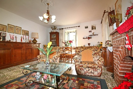 Foto Appartamento a Scansano Centro di 123 m² con 6 locali in vendita