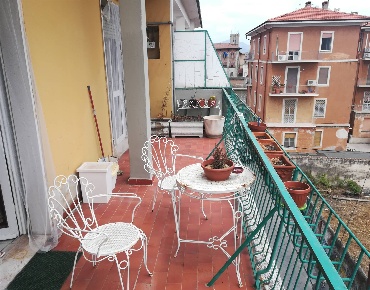 Foto Appartamento a Pisa San Francesco di 95 m² con 4 locali in affitto