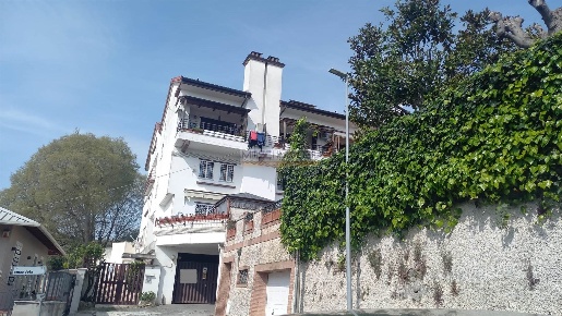 Foto Garage in Via Giovanni Amendola 9, Fiano Romano di 29 m² con 1 locali