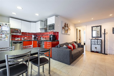 Foto Appartamento in Via Mola  16, Milano Certosa di 66 m² con 2 locali