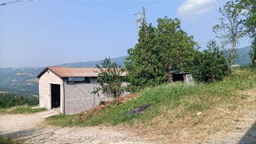 Foto Cessione attività in via Sparvo 14, Castiglione dei Pepoli di 546 m²