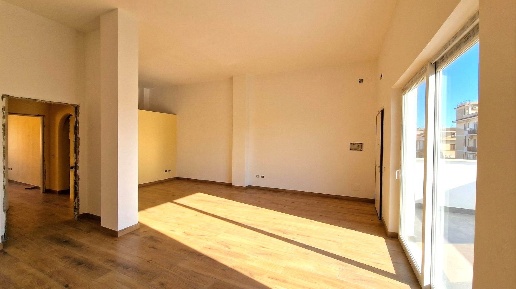 Foto Appartamento in Corso Umberto I, Mondragone di 100 m² con 3 locali