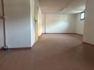 Foto Garage in via s. Martino, Cologno al Serio Centro di 35 m² in affitto