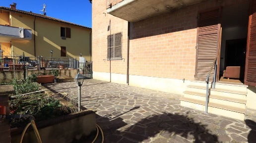 Foto Appartamento a Montepulciano di 100 m² con 8 locali in vendita