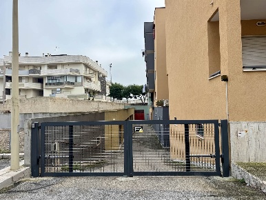 Foto Garage a Monopoli Centro di 66 m² con 2 locali in vendita