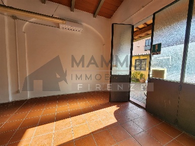 Foto Laboratorio a Firenze Peretola di 90 m² con 4 locali in affitto