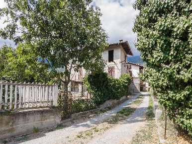Foto Rustico in via dei mille 19, Bruzolo di 55 m² con 3 locali in vendita