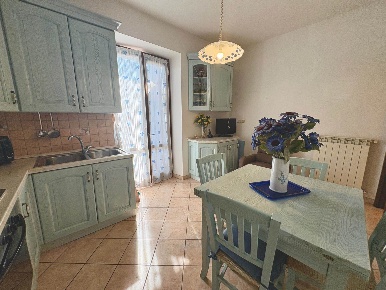 Foto Appartamento a Magliano Sabina Centro di 45 m² con 3 locali in vendita