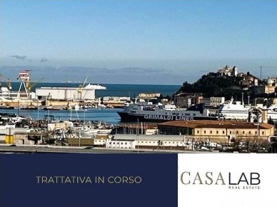 Foto Appartamento in VIA LAMATICCI 54 A, Ancona Piano di 86 m² con 6 locali