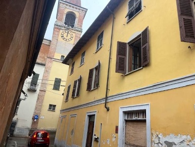 Foto Appartamento a Novi Ligure di 93 m² con 4 locali in vendita