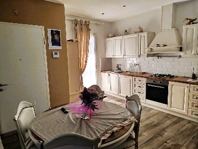 Foto Villa bifamiliare a Massarosa Bargecchia, Corsanico di 85 m²