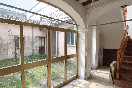 Foto Case semi ndipendenti a Cortemaggiore di 249 m² con 5 locali
