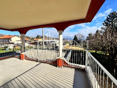 Foto Appartamento a Rodero di 65 m² con 2 locali in affitto