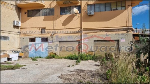Foto Magazzino a Agrigento San Leone, Villaseta, Villaggio di 200 m²
