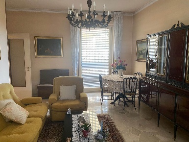 Foto Appartamento a Vigevano Corso Novara, Stadio di 100 m² con 3 locali