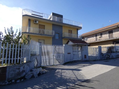 Foto Appartamento in via famiglia santagati  27, Misterbianco di 121 m²