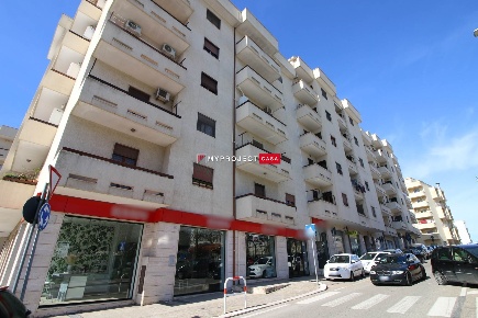 Foto Appartamento in Via Mottola 14, Martina Franca di 77 m² con 2 locali