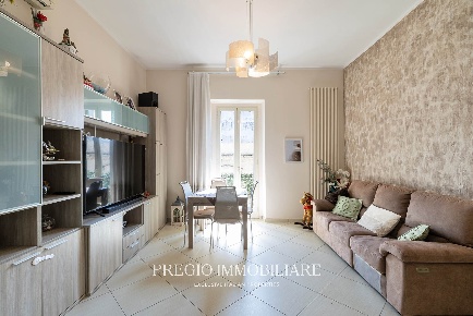 Foto Appartamento in Via Isplues, Monopoli Centro di 86 m² con 4 locali