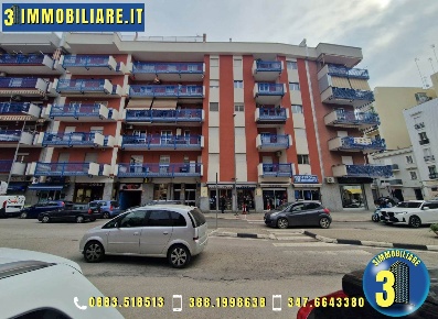 Foto Appartamento in VIA ALVISI, Barletta Centro di 200 m² con 5 locali
