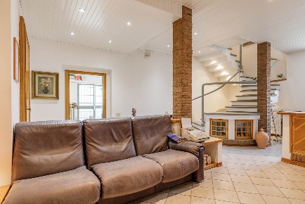 Foto Casa indipendente in Piazza della Costituzione, Campi Bisenzio