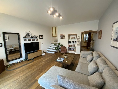 Foto Casa indipendente a Carmignano di 100 m² con 4 locali in vendita