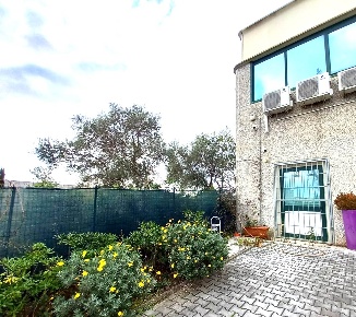 Foto Capannone industriale a Rosignano Marittimo Rosignano Solvay di 330 m²