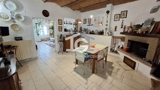 Foto Casa indipendente in via valico a pisa 99, Collesalvetti di 134 m²