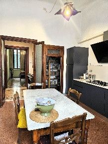 Foto Appartamento a Lucca Sant'Anna di 95 m² con 4 locali in vendita