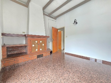 Foto Appartamento a Camaiore Camaiore Paese di 70 m² con 5 locali