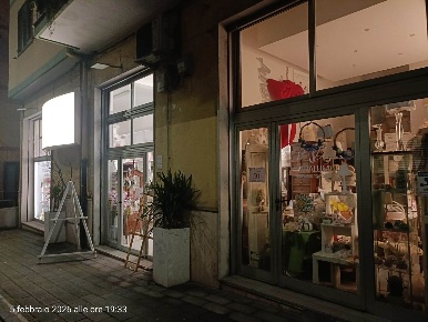 Foto Negozio a Salerno Carmine Alto di 80 m² con 2 locali in affitto