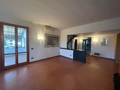 Foto Appartamento a Bagno a Ripoli Vallina di 150 m² con 7 locali