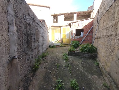 Foto Casa indipendente a Dolianova di 88 m² con 3 locali in vendita