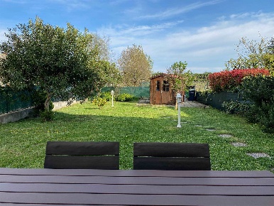 Foto Appartamento a Pernumia di 109 m² con 4 locali in vendita