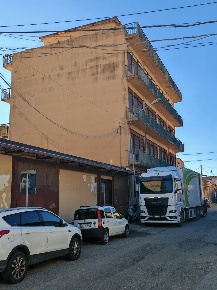 Foto Ufficio a Messina La Farina - Stazione di 1022 m² con 31 locali