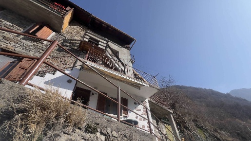 Foto Rustico a Tartano di 48 m² con 4 locali in vendita