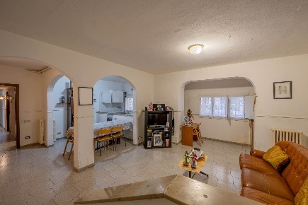 Foto Appartamento in Viale Gaetano Moreali 191, Modena di 100 m² in vendita