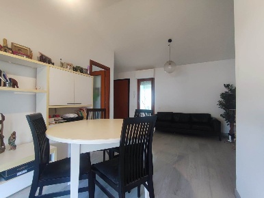 Foto Appartamento a Viareggio Terminetto - Migliarina di 75 m² con 6 locali