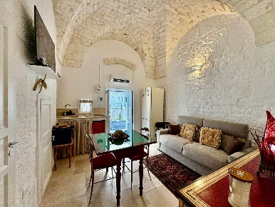 Foto Casa indipendente in via antonio fogazzaro, Ostuni di 65 m² in vendita