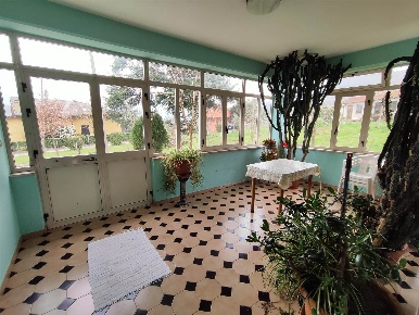 Foto Casa indipendente a Cassano Irpino di 380 m² con 10 locali in vendita