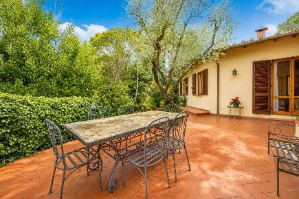 Foto Villa unifamiliare a Firenze Marignolle - Bellosguardo di 320 m²