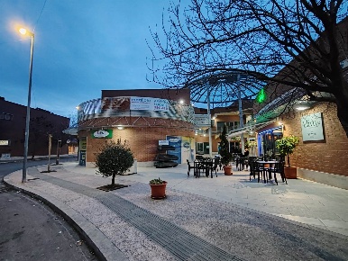 Foto Negozio in P.zza Caduti sul lavoro 18 int. 6, Monterotondo di 150 m²