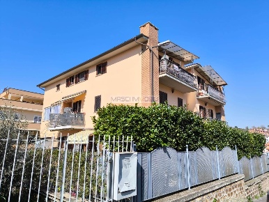 Foto Appartamento in Via Pietro Nenni 13, Fiano Romano di 130 m² in vendita