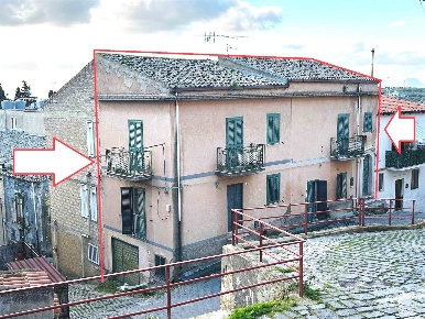 Foto Casa indipendente in largo buoncuore 4, Serradifalco Centro di 140 m²