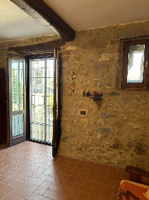 Foto Appartamento a Massa Marittima Tatti di 90 m² con 4 locali in vendita