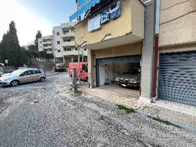 Foto Garage in Via Torrente Trapani 66, Messina Camaro Superiore di 45 m²